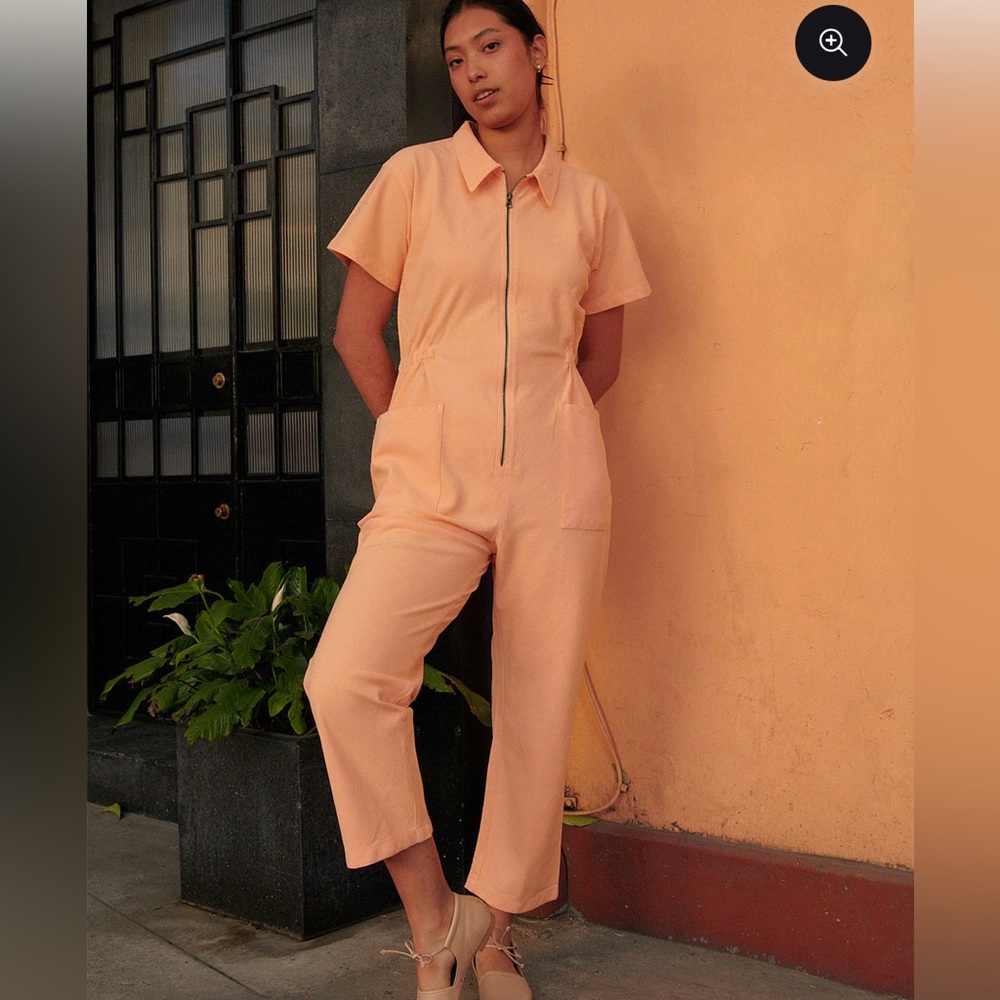 NOBLE Peach Short Sleeve Zip-Up Jumpsuit M